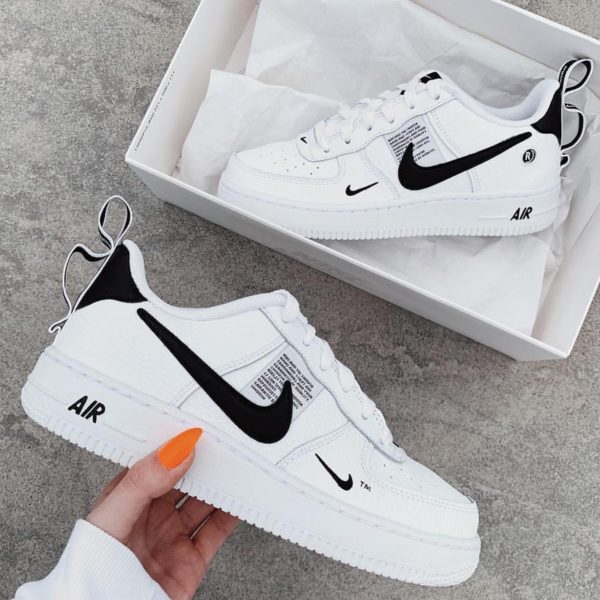Alternative view of Nike Air Force 1 07 Lv8 Utility Blanco