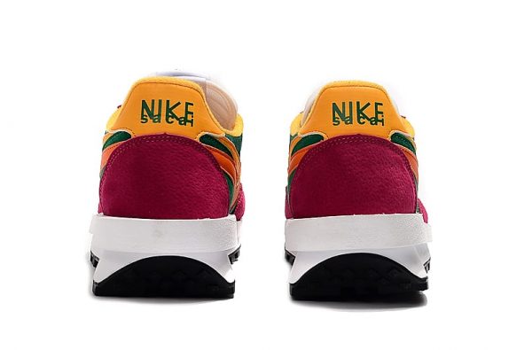 Alternative view of Sacai x Nike LDWaffle “Pine Green”