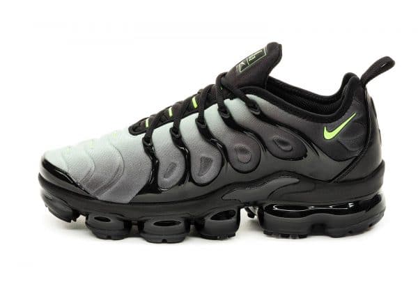 NIKE AIR VAPORMAX PLUS “NEON”