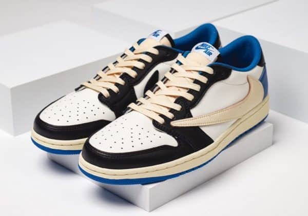 Alternative view of AIR JORDAN 1 LOW OG SP FRAGMENT DESIGN X TRAVIS SCOTT