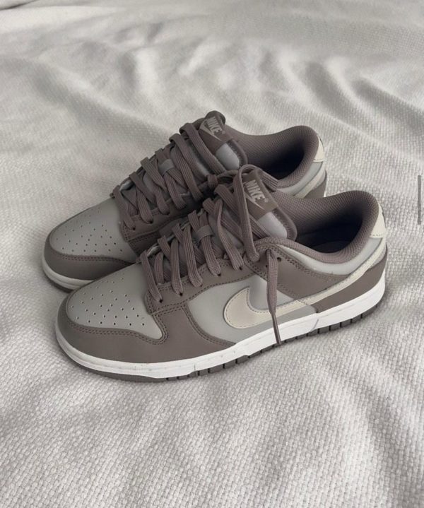 Alternative view of Nike Sb Dunk Low Bone Tan