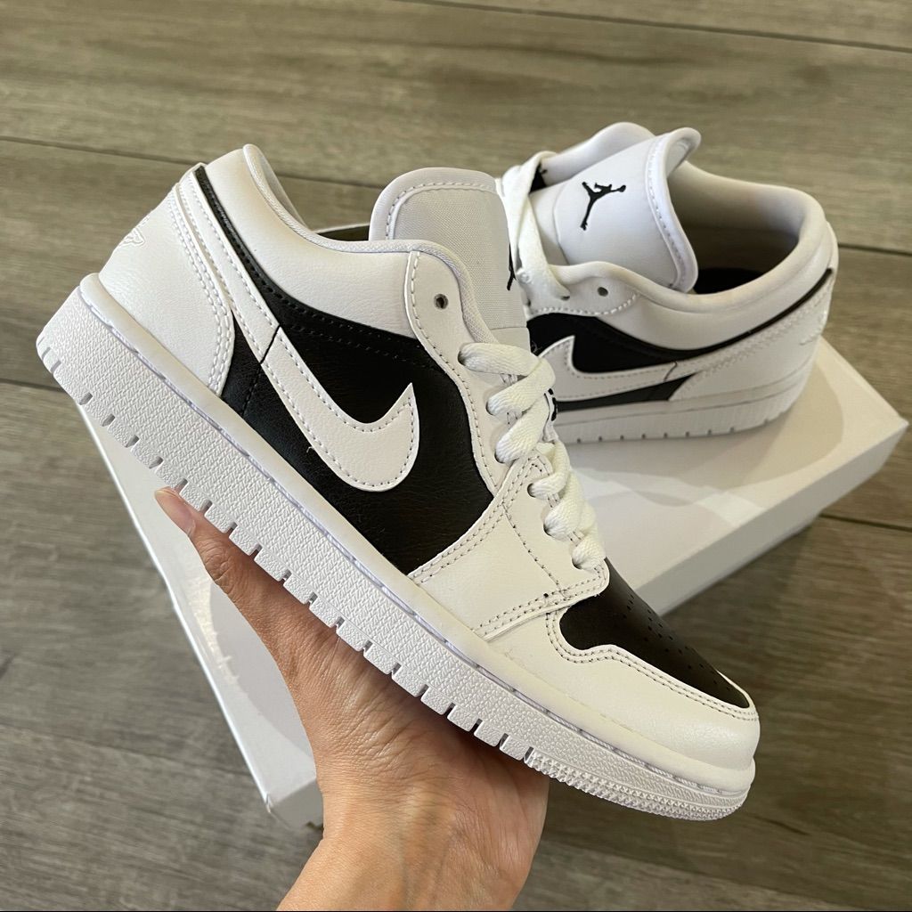 Jordan 1 Low Panda (W) - Black and White Sneaker - Imagen 3