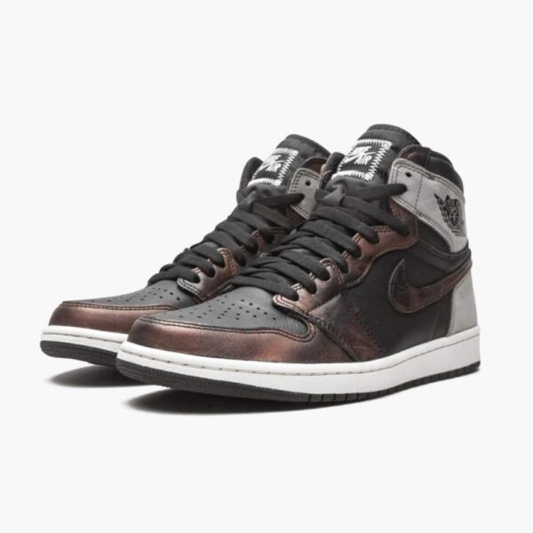 Alternative view of Air Jordan 1 Retro High Patina