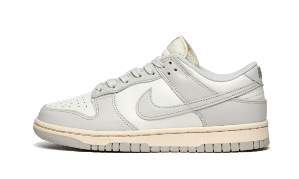 Dunk Low Light Bone