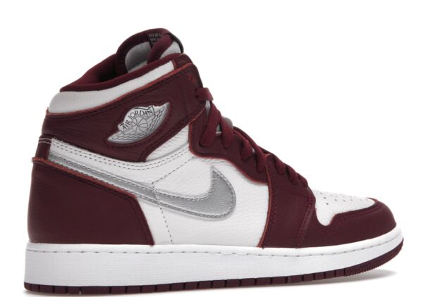 Alternative view of Air Jordan 1 Retro High OG 'Bordeaux'