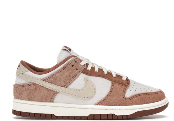 Dunk Low “Medium Curry”