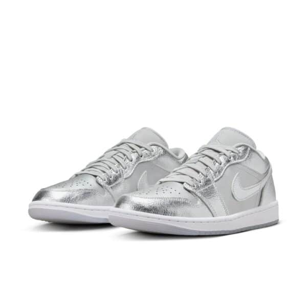 Alternative view of Jordan 1 Low Metallic Silver (Womens)