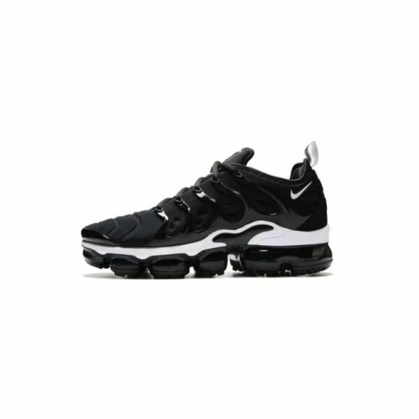 Nike Air Vapormax Plus Negras Blancas